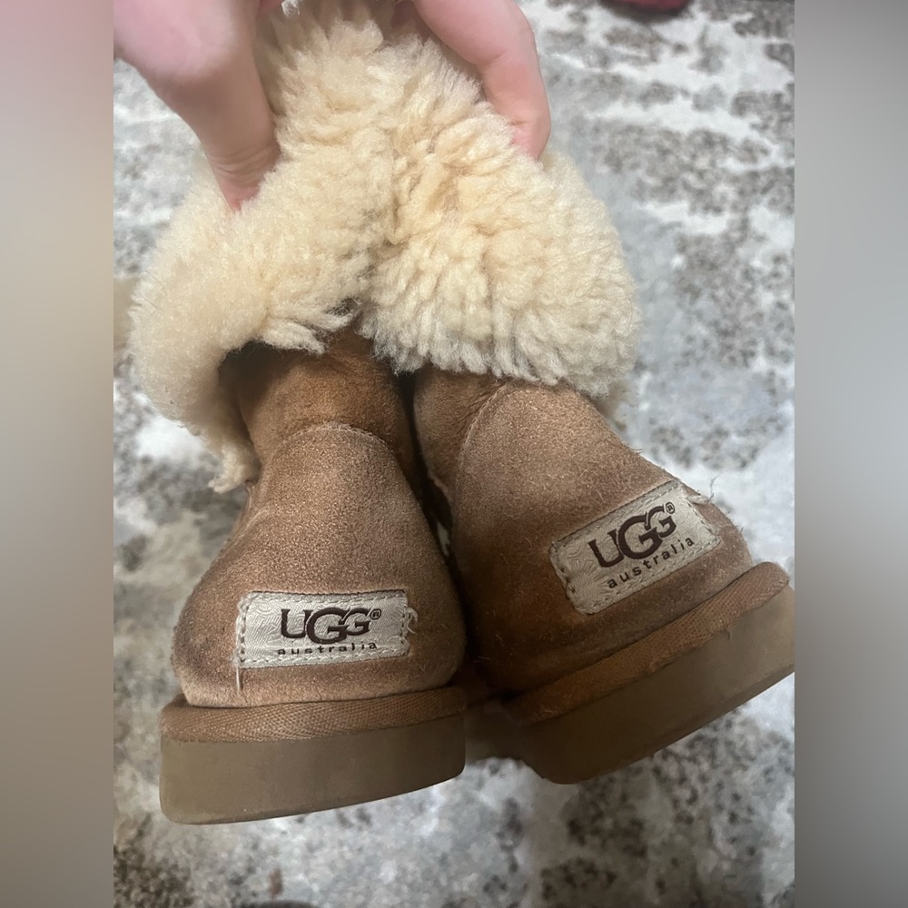 Ugg Bailey Single Button Tan Boots Possibly Size … - image 6